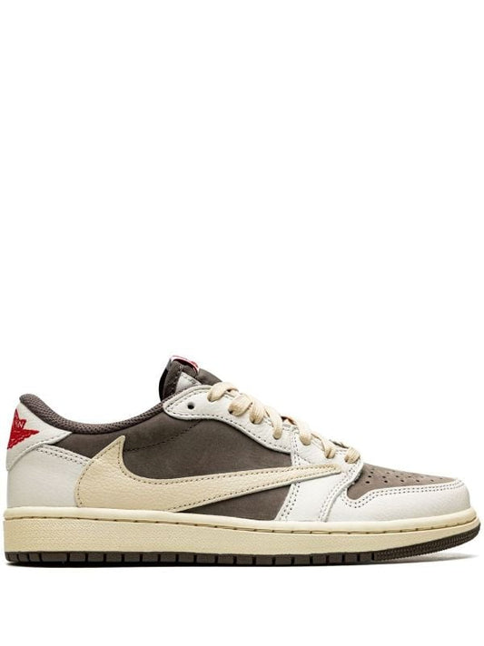 X TRAVIS SCOTT AIR JORDAN 1 LOW OG "REVERSE MOCHA" SNEAKERS