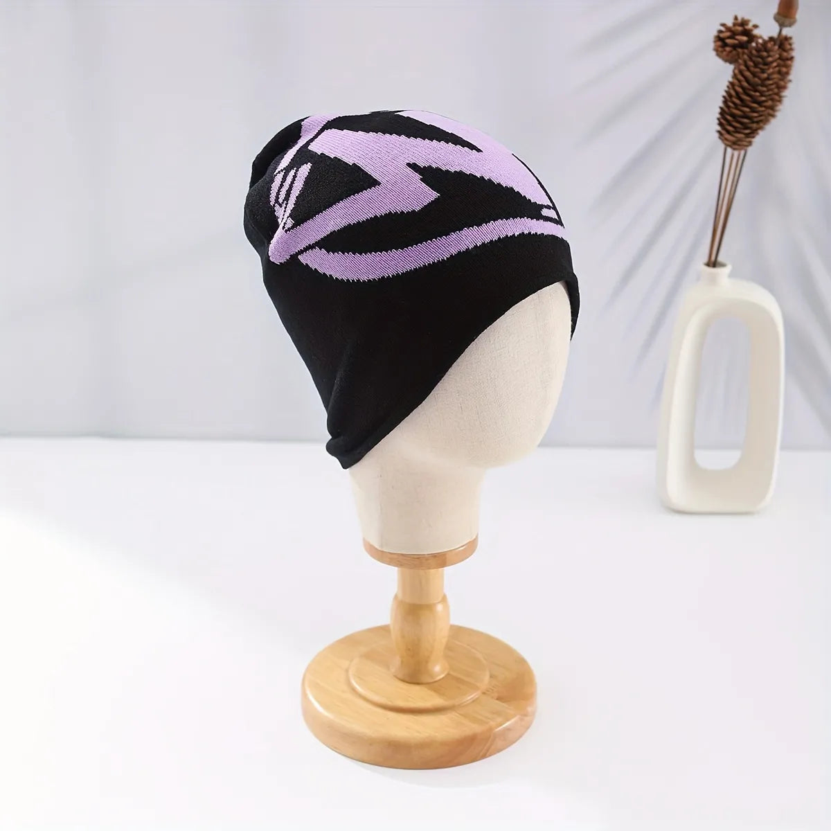 PURPLE UNIVERSAL M LETTER PATTERN LETTER KNITTED HAT COLD HAT, CUTE, WARM, SOFT AND COMFORTABLE HAT