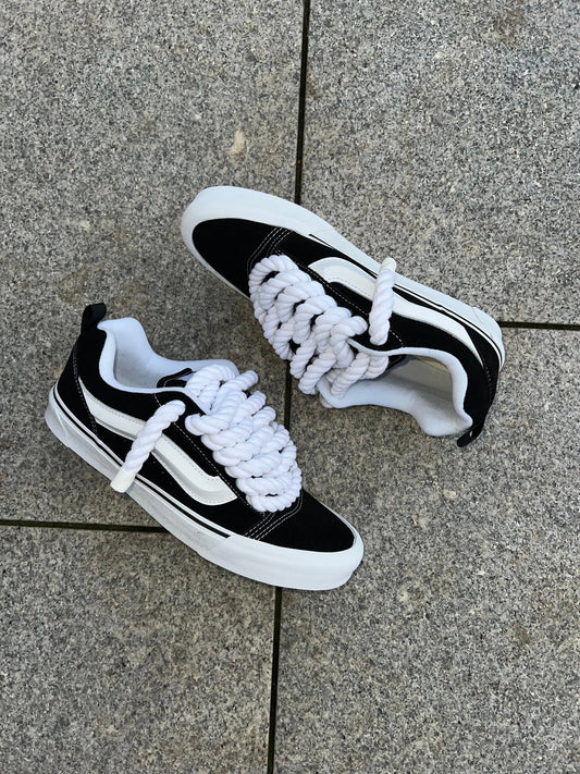 BLACK VANS KNU SKOOL WITH X ROPE LACES